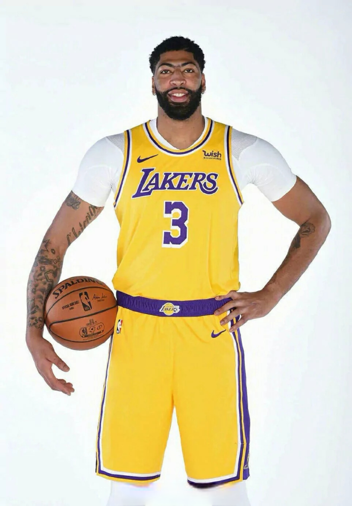 浓眉哥连续十场比赛得分超过战术调整,巴塞罗那挑战极限!的简单介绍 浓眉哥连续十场比赛得分超过战术调整,巴塞罗那挑战极限!的简单介绍