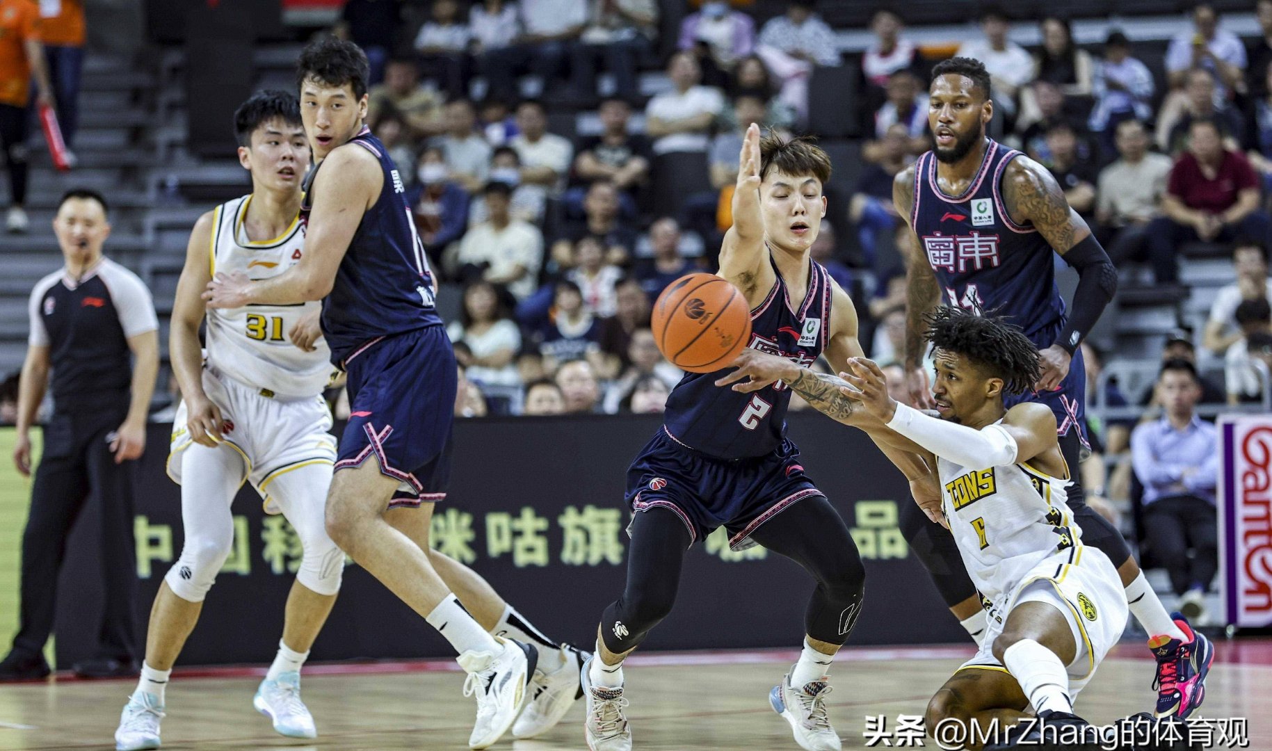 关于浙江队迎CBA季后赛关键赛;窗口期状态回暖;态度坚定;纪律约束更严格的信息 关于浙江队迎CBA季后赛关键赛;窗口期状态回暖;态度坚定;纪律约束更严格的信息