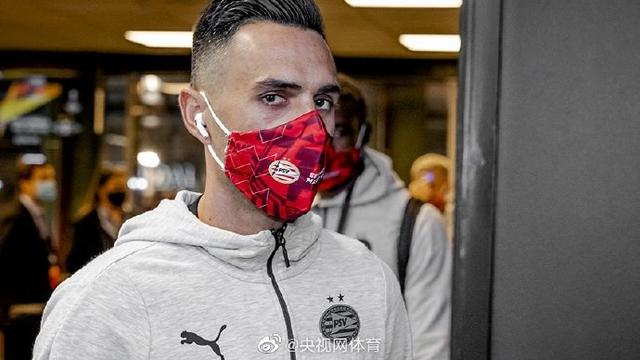 包含风云突变！广州队窗口期回应争议；荷甲版图或变；媒体盛赞；控场能力受关注的词条